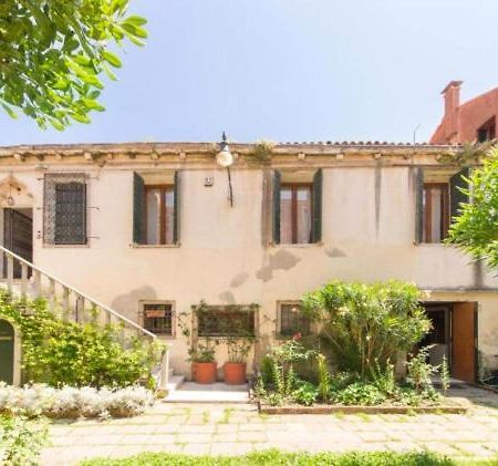 Corte Mosto Apartments Venesia Bagian luar foto